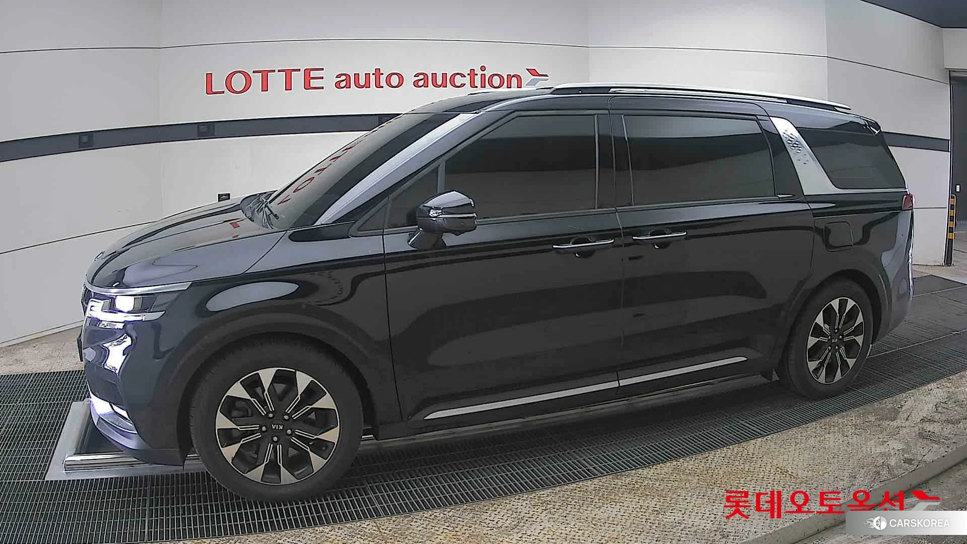 Kia Carnival 2021 Черный из Кореи, фото 3