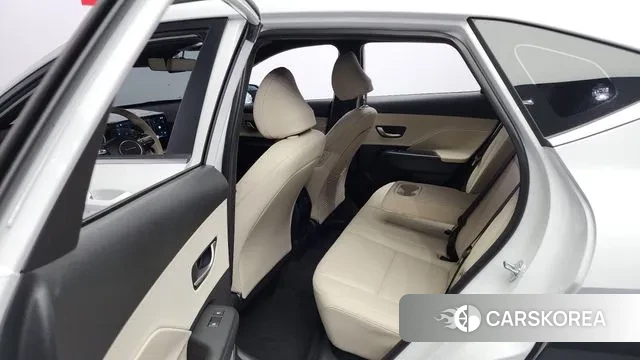 Hyundai Kona (SX2) 2025 Белый из Кореи, фото 3