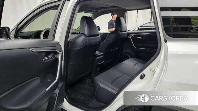 Toyota RAV4 5th Generation 2019 Белый из Кореи, фото 3