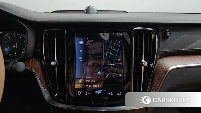 Volvo S60 3rd generation 2021 Серый из Кореи, фото 3