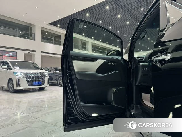 Lexus LM 2023 Черный из Китая, фото 3