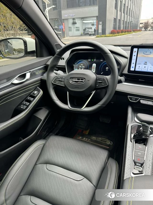 Geely Automobile Xingrui 2024 Белый из Китая, фото 3