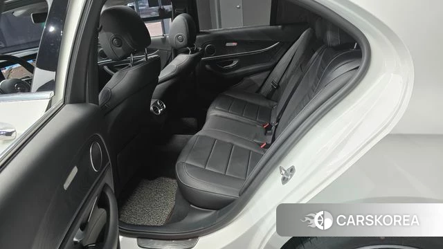 Mercedes-Benz E-Class W213 2019 Белый из Кореи, фото 3