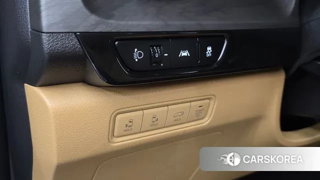 Kia Carnival 4th generation 2023 Белый из Кореи, фото 3