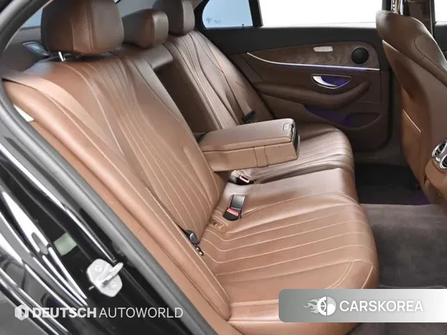 Mercedes-Benz E-Class W213 2018 Черный из Кореи, фото 3