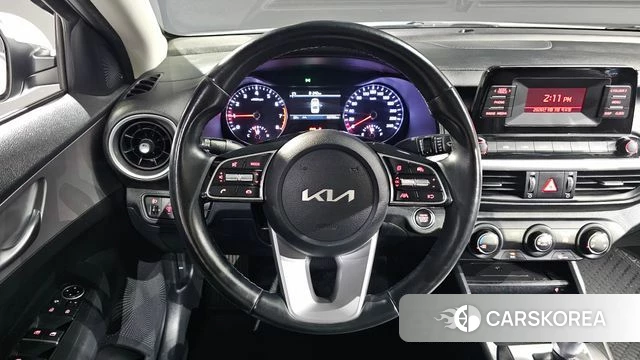 Kia The New K3 2nd generation 2021 Белый из Кореи, фото 3