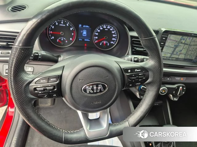 Kia Stonic 2019 Красный из Кореи, фото 3