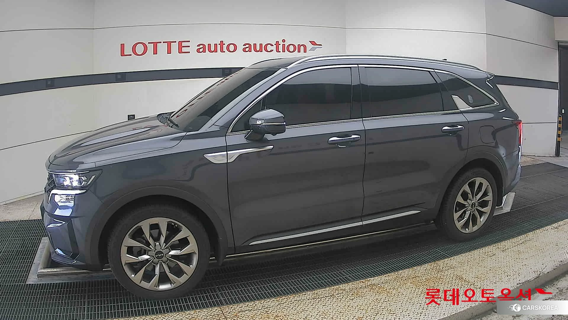 Kia Sorento 2023 Platinium Graphite из Кореи, фото 3