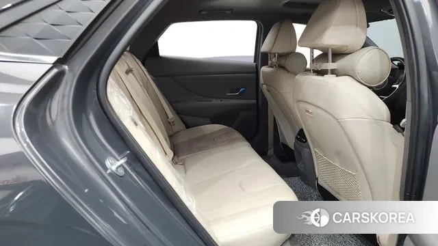 Hyundai The New Avante (CN7) 2023 Серый из Кореи, фото 3