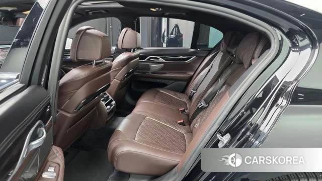 BMW 7 Series (G11) 2019 Черный из Кореи, фото 3