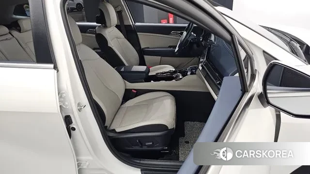 Kia Sportage 5th Generation 2022 Белый из Кореи, фото 3