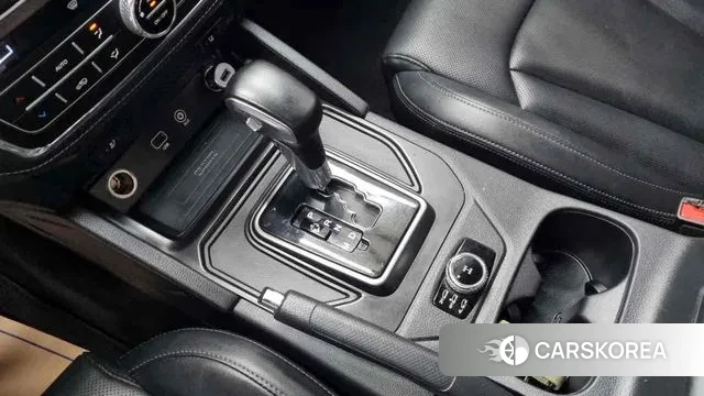 Ssangyong The New Rexton Sports Cannes 2021 Темно-зеленый из Кореи, фото 3