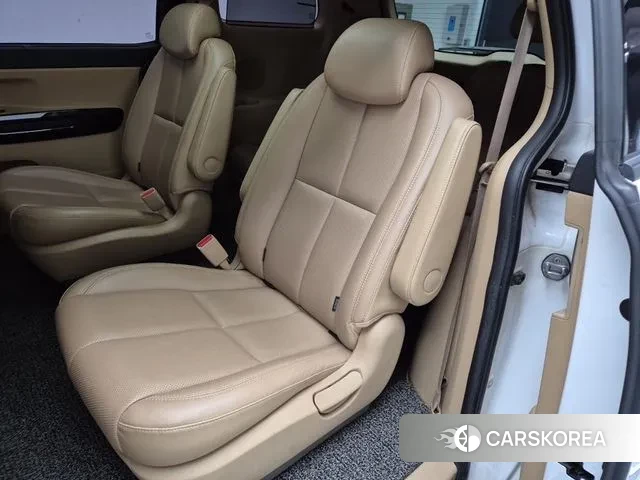 Kia The New Carnival 2018 Белый из Кореи, фото 3