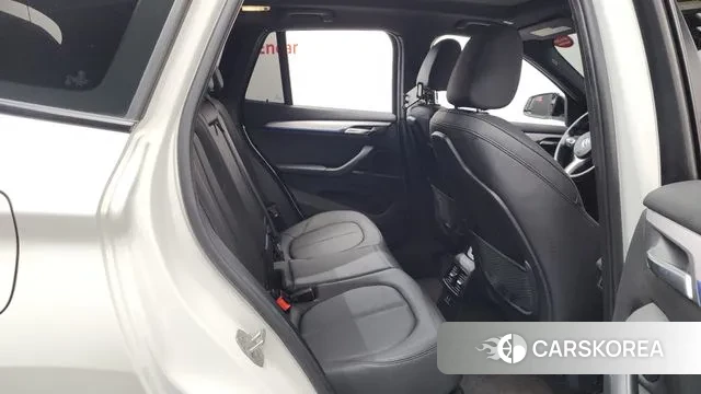 BMW X1 (F48) 2020 Белый из Кореи, фото 3