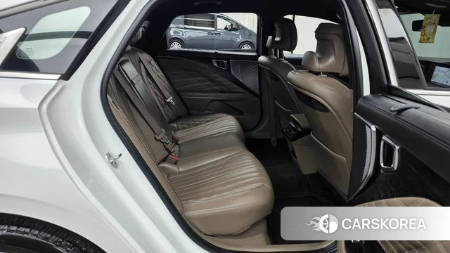 Kia K8 Hybrid 2023 Белый из Кореи, фото 3