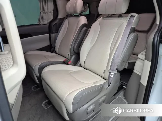 Kia Carnival 4th generation 2023 Белый из Кореи, фото 3