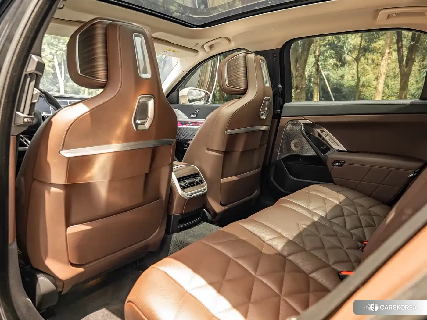 BMW 7 series 2025 Черный из Китая, фото 3