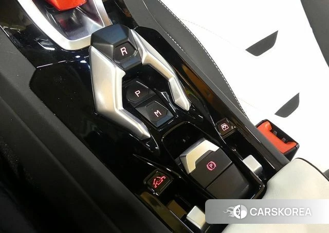 Lamborghini Huracan 2022 Светло-зеленый из Кореи, фото 3