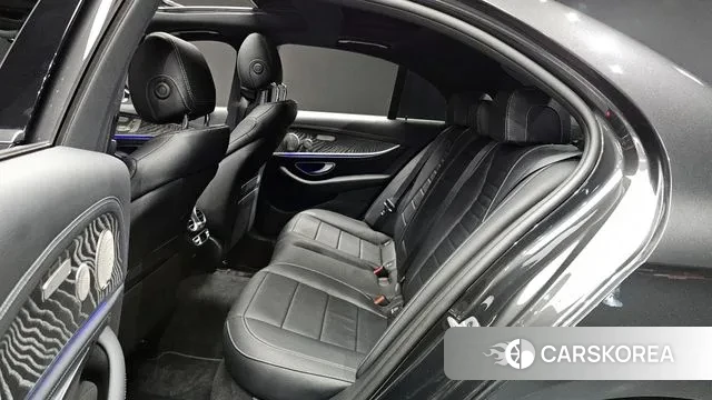 Mercedes-Benz E-Class W213 2021 Серый из Кореи, фото 3