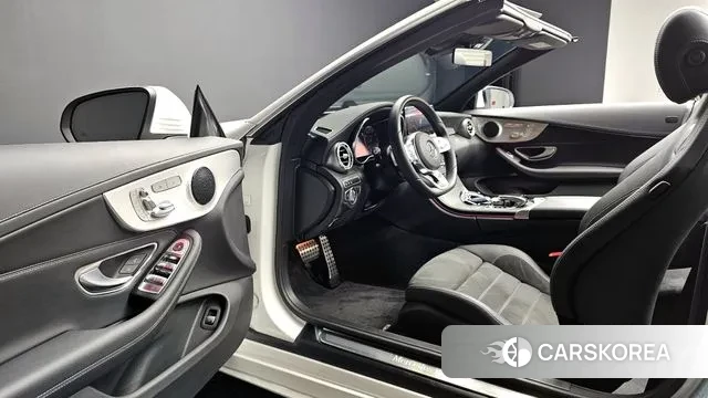 Mercedes-Benz C-Class W205 2022 Белый из Кореи, фото 3