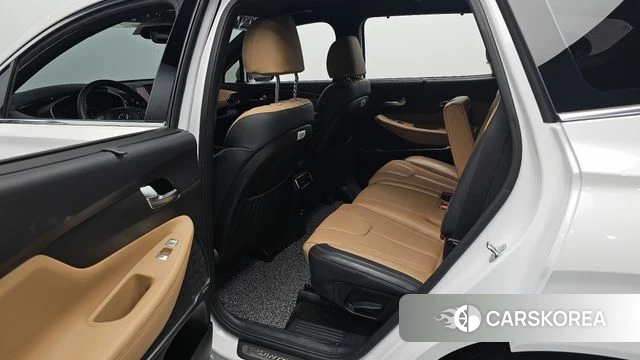 Hyundai The New Santa Fe 2022 Белый из Кореи, фото 3