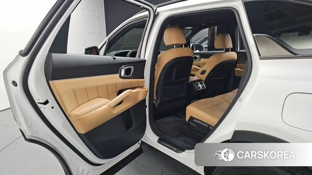 Kia Sorento 4th Generation 2023 Белый из Кореи, фото 3