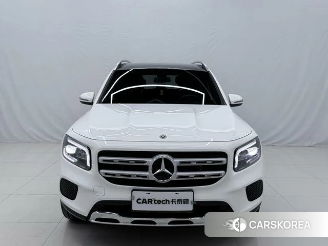 Mercedes-Benz GLB 2023 Белый из Китая, фото 3