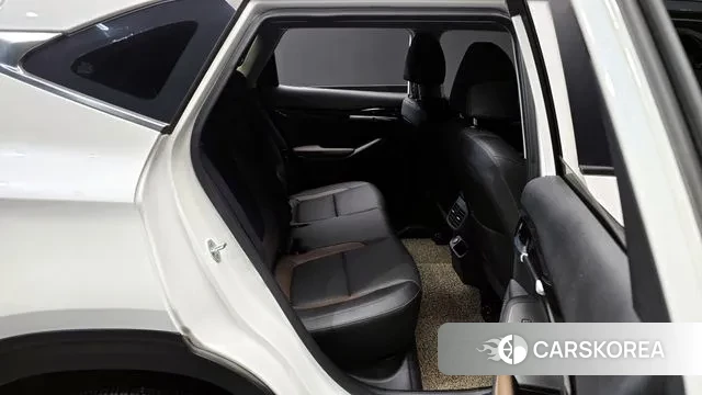 Kia Seltos 2022 Белый из Кореи, фото 3