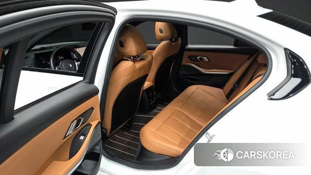 BMW 3 Series (G20) id 3902684 из Кореи 3