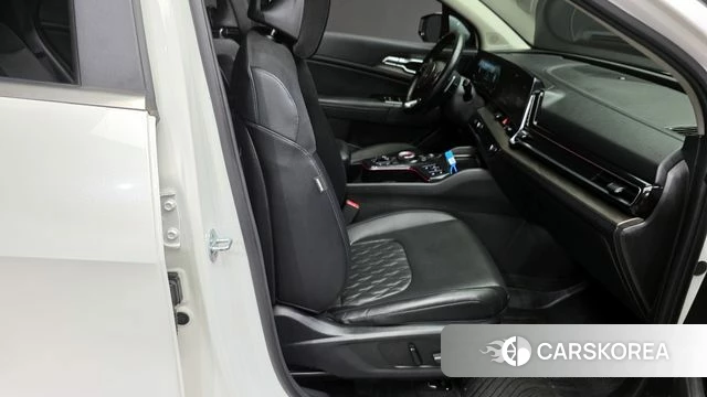 Kia Sportage 5th Generation 2021 Белый из Кореи, фото 3