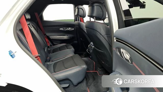 Genesis GV70 2021 Белый из Кореи, фото 3
