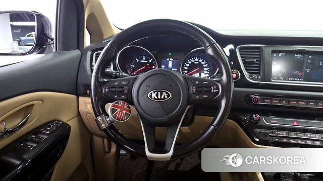 Kia The New Carnival 2018 Черный из Кореи, фото 3