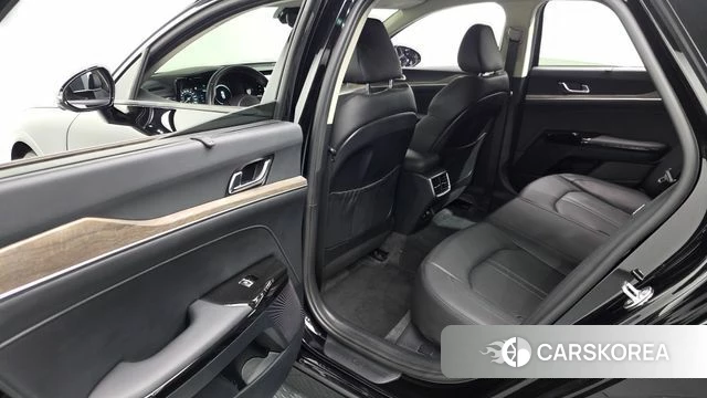 Kia K5 3rd generation 2023 Черный из Кореи, фото 3