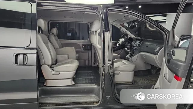 Hyundai The New Grand Starex 2020 Черный из Кореи, фото 3