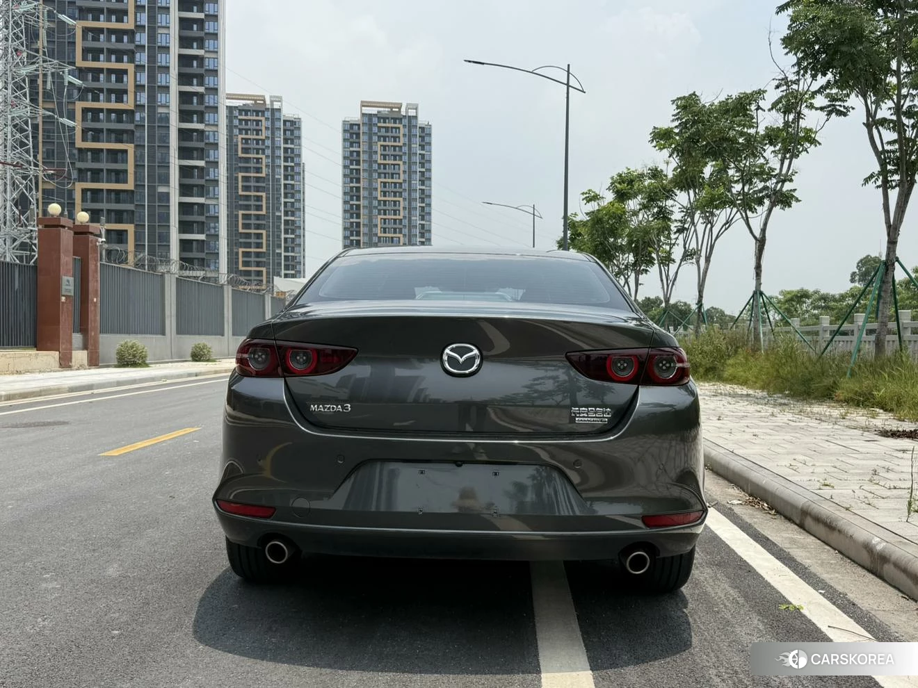 Mazda 3 Angkesaila 2022 Темно-серый из Китая, фото 3