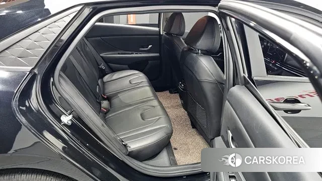 Hyundai The New Avante (CN7) 2024 Черный из Кореи, фото 3