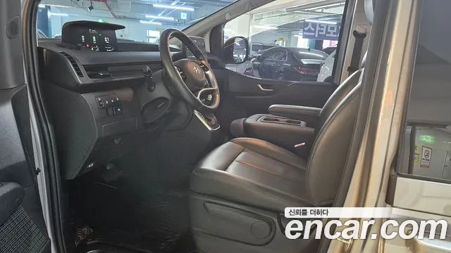 Hyundai Staria 2021 Серебряный из Кореи, фото 3