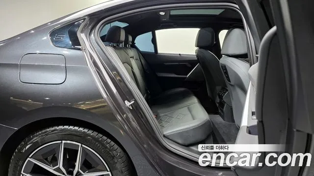 BMW i5 (G60) 2023 Черный из Кореи, фото 3