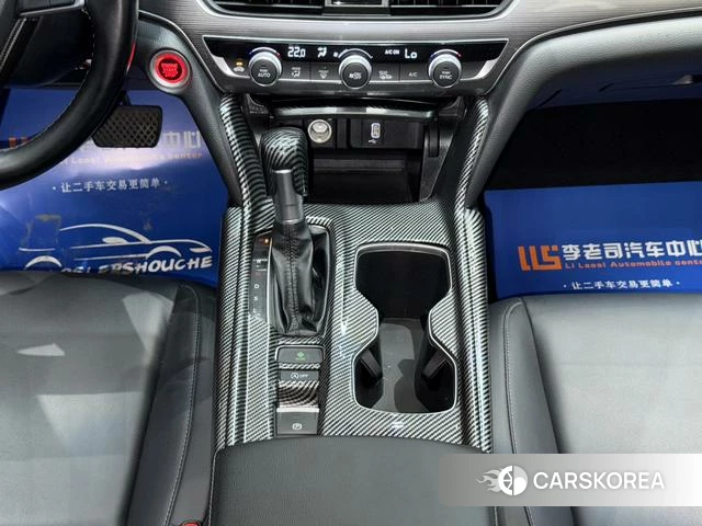 Honda Accord 2021 Белый из Китая, фото 3