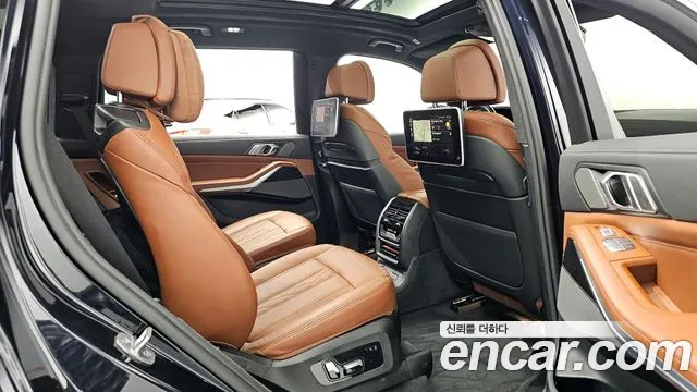 BMW X7 (G07) id 2659739 из Кореи 3