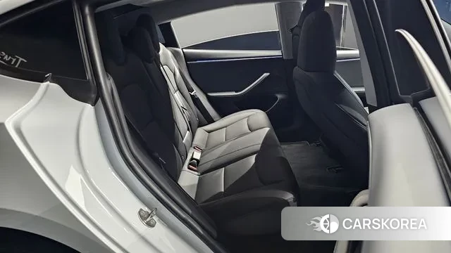 Tesla Model 3 2024 Белый из Кореи, фото 3