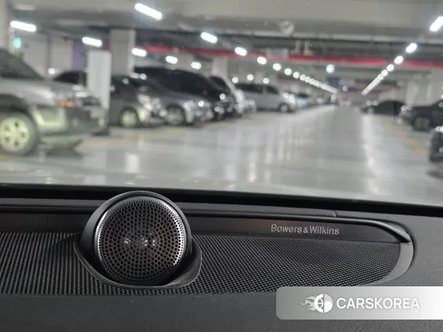 Volvo V60 Cross-Country 2nd Generation 2022 Белый из Кореи, фото 3