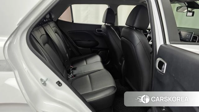 Hyundai Venue 2022 Белый из Кореи, фото 3