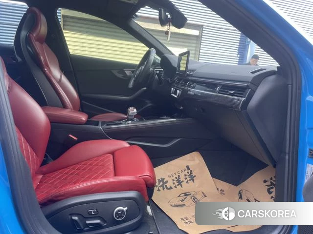 Audi S4 2021 Синий из Китая, фото 3