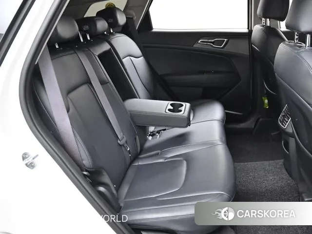 Kia Sportage 5th Generation 2022 Белый из Кореи, фото 3