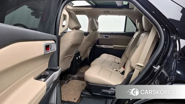 Ford Explorer 6th Generation 2023 Черный из Кореи, фото 3