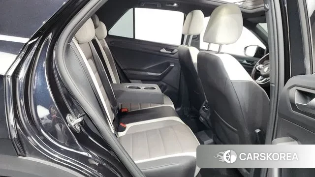 Volkswagen T-Roc 2021 Черный из Кореи, фото 3