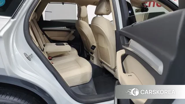 Audi Q5 (FY) 2022 Белый из Кореи, фото 3