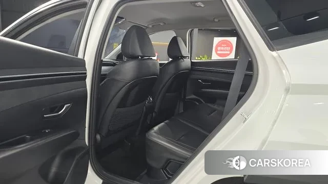 Hyundai Tucson Hybrid (NX4) 2021 Белый из Кореи, фото 3