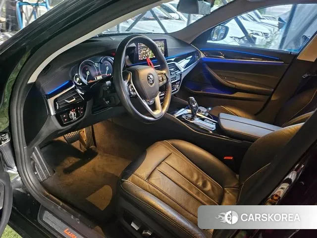 BMW 5 Series (G30) 2019 Черный из Кореи, фото 3